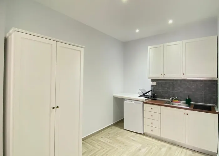 Apartament Thea Skála Marión